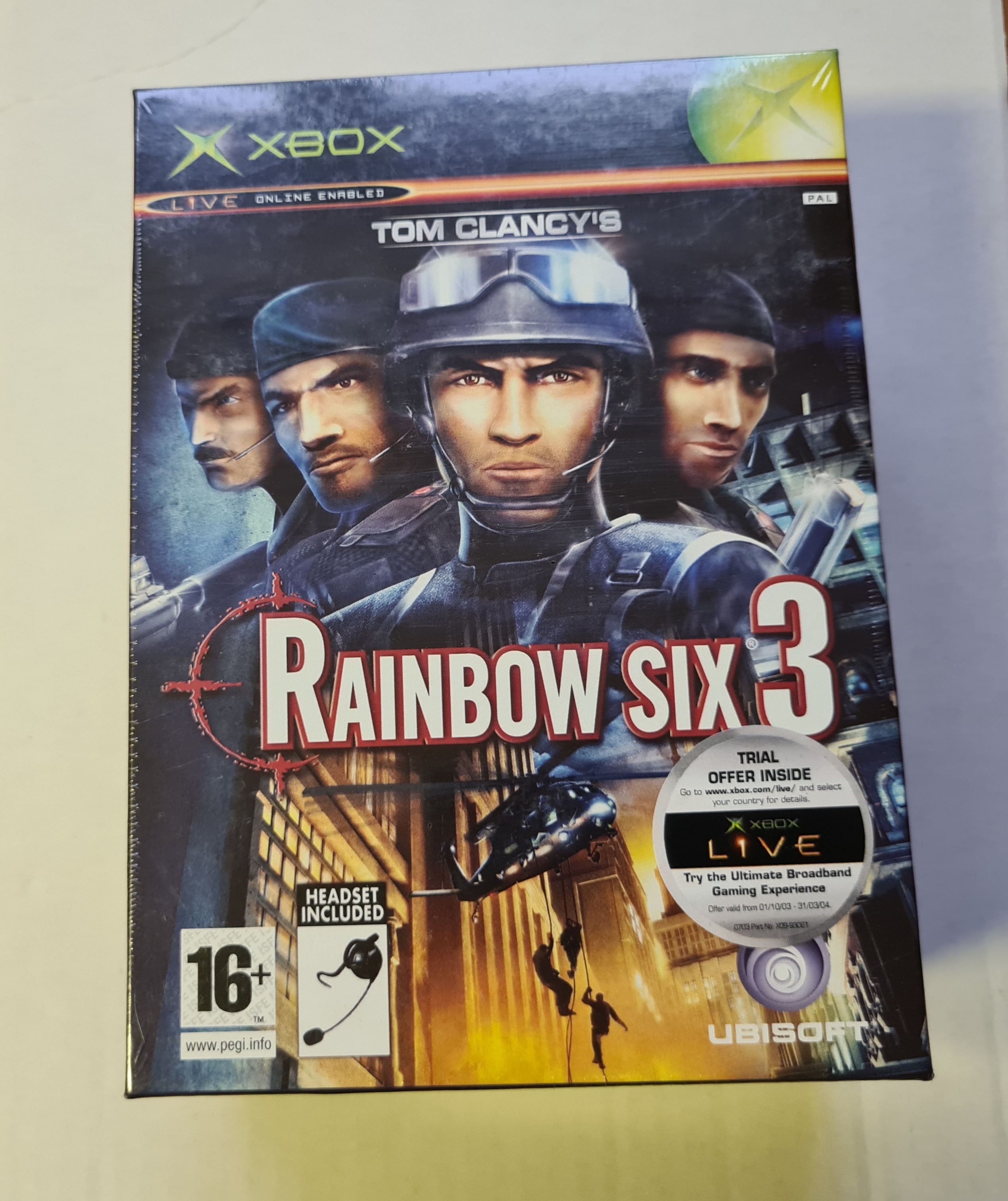 Tom Clancy's Rainbow Six 3 with headset
