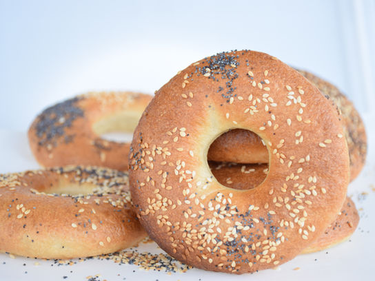 בייגל אמריקאי קלאסי 🥯