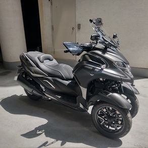 YAMAHA トリシティ300