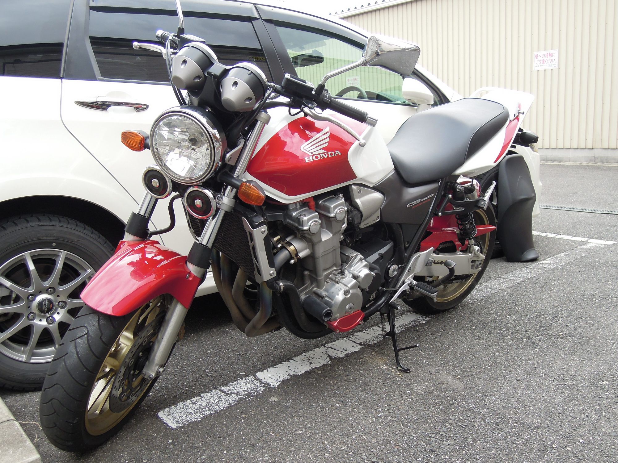 cb1300_u