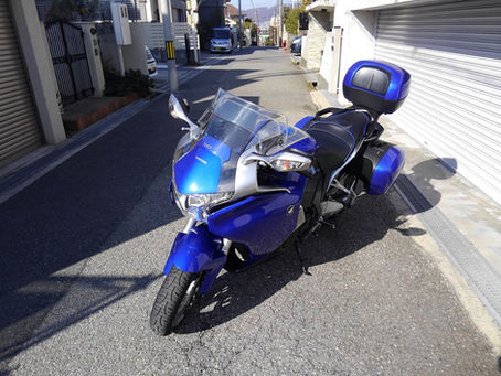 HONDA VFR1200F