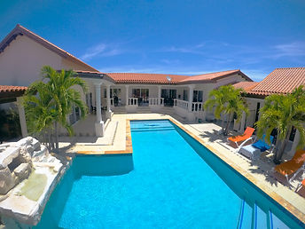 ARUBA PISCINA .jpg