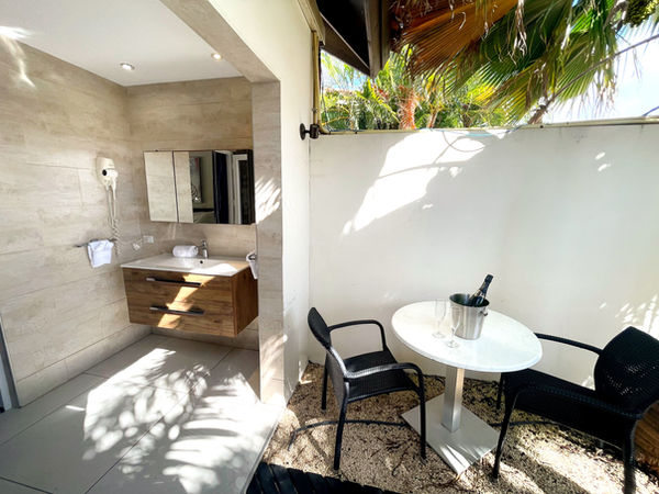 Tocador en tu jardín privado