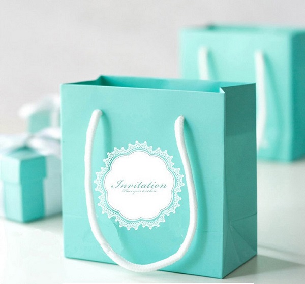 Mẫu túi giấy sử dụng cho phương tiện quảng cáo