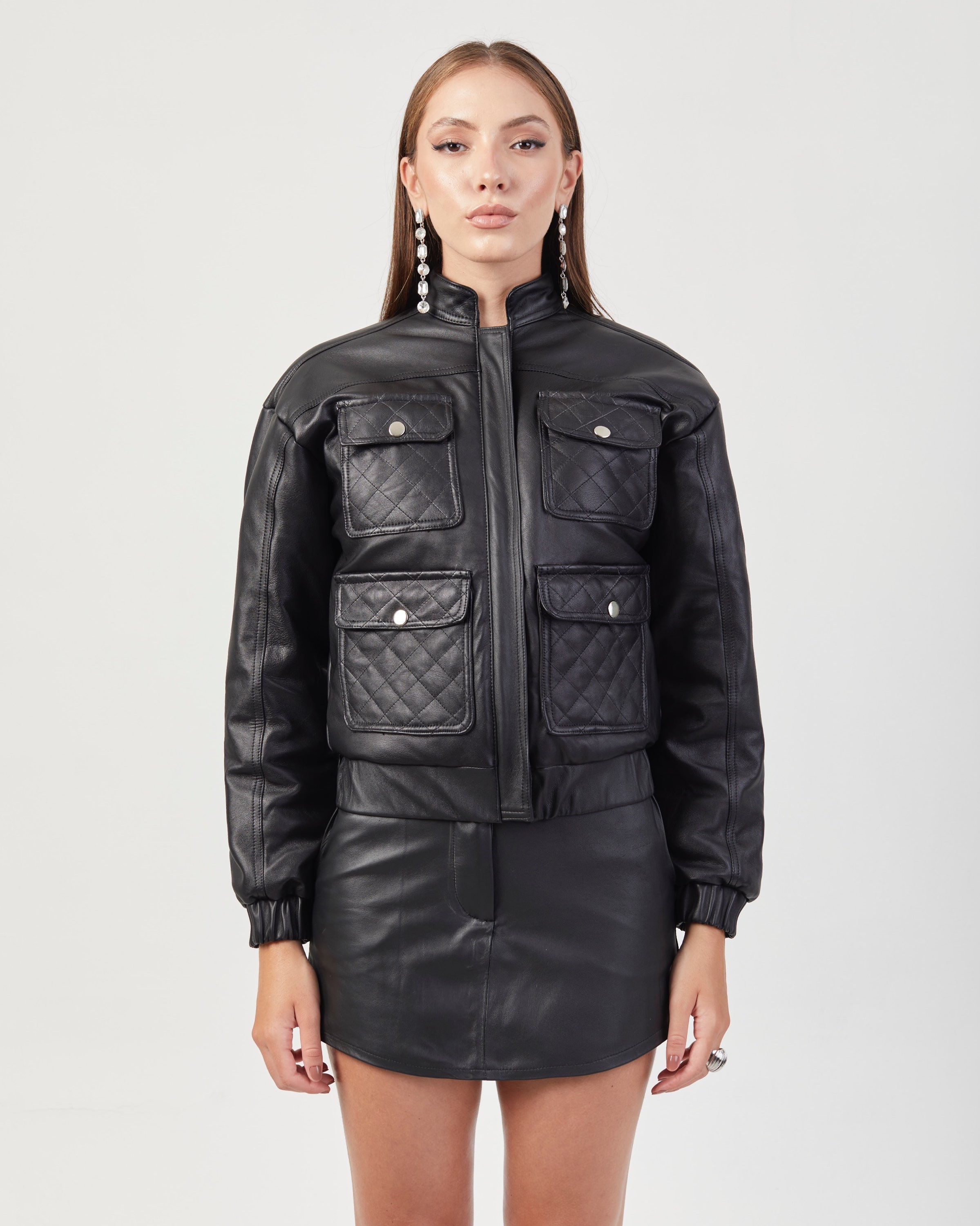 BOMBER COURO LEGÍTIMO CHANEL BLACK