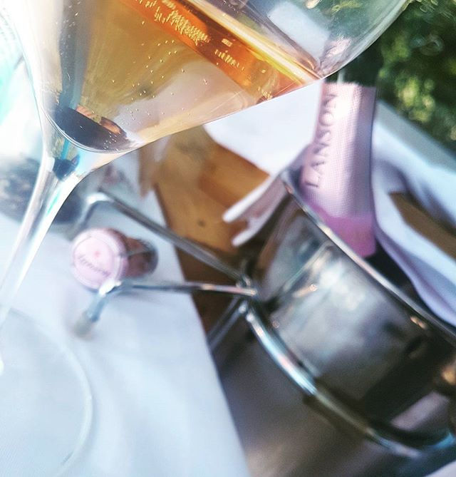 #lanson #lansonrose #champagne #champagnelife