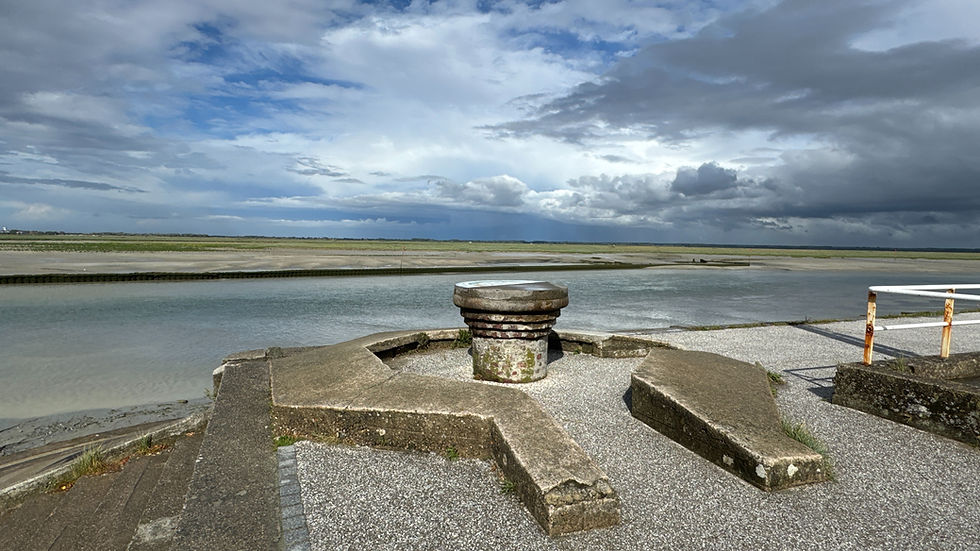 Open emplacement at Ca01 Saint-Valery-sur-Somme. Copyright NormandyBunkers