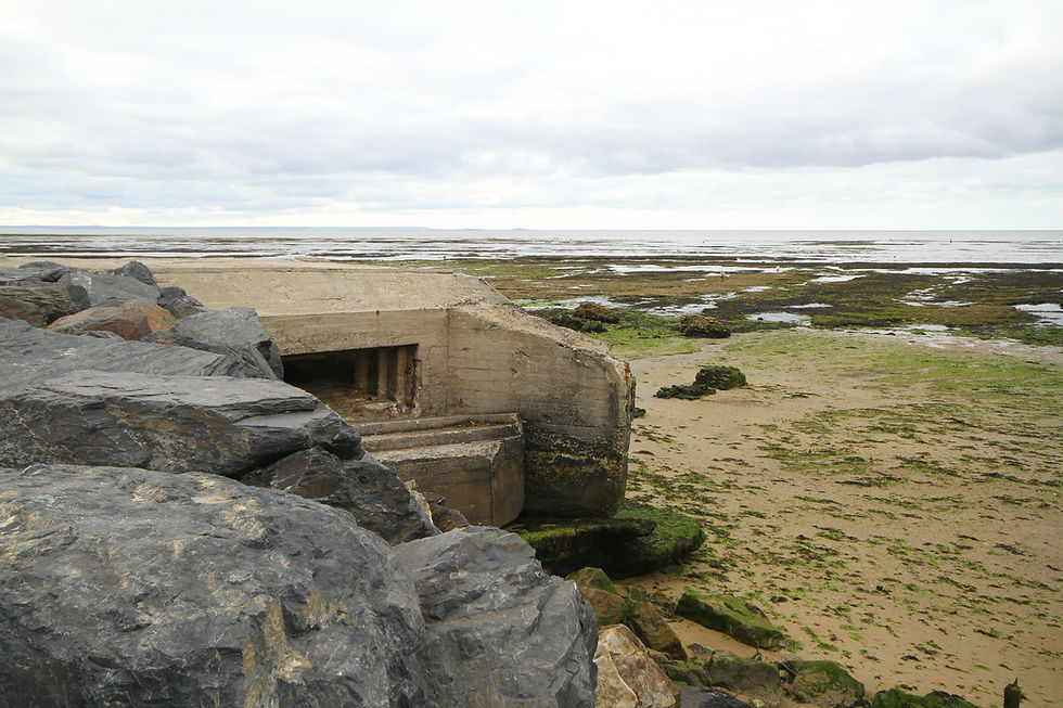 Special construction Doppelschartenstand - double embrasure gun bunker - at Stp81 to the west of Grandcamp-Maisy port. Copyright NormandyBunkers
