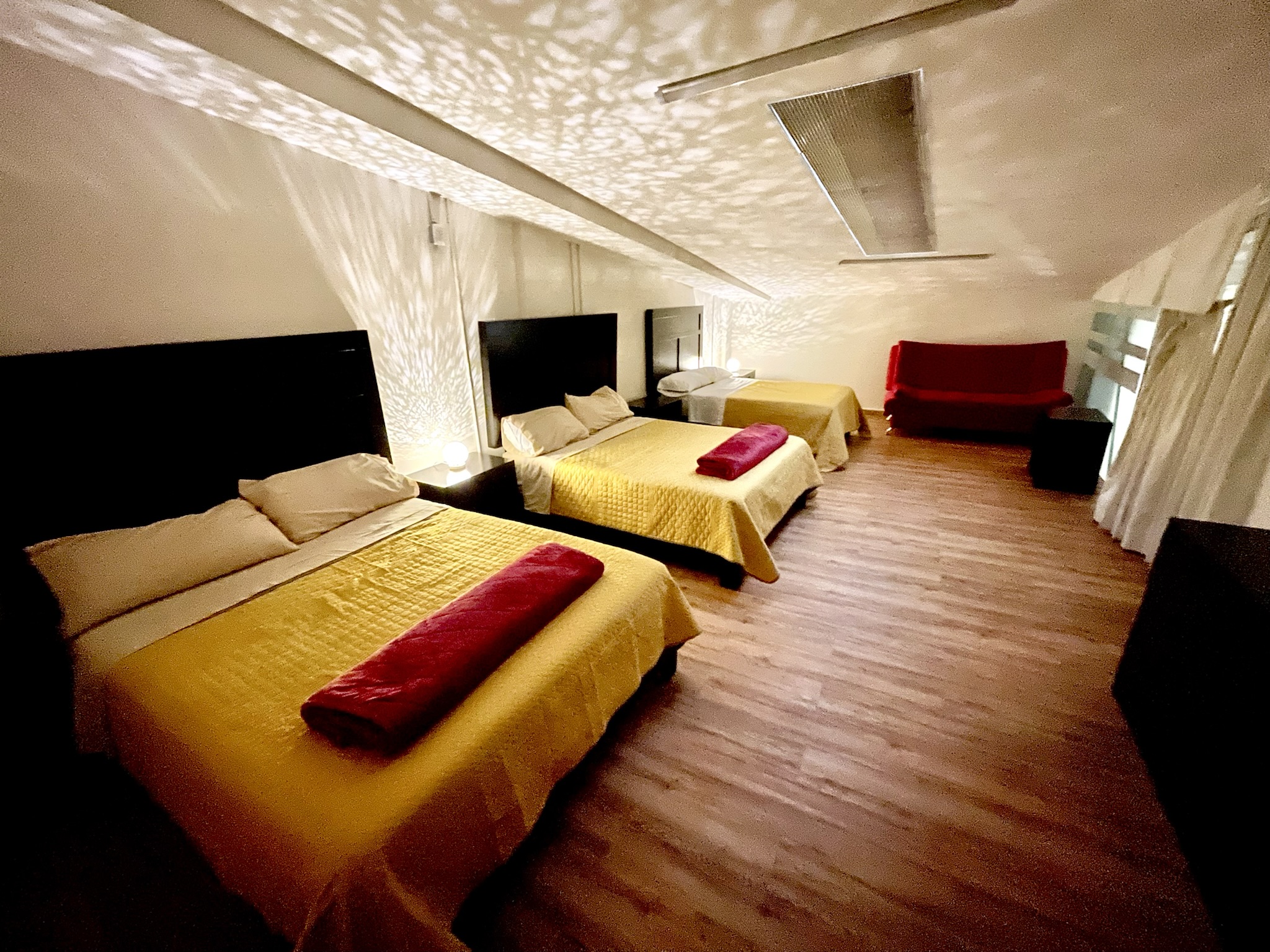 Room 2 Bed + Sofa Bed