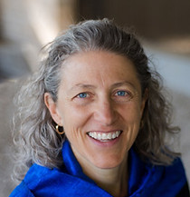 Gillian McKay.jpg
