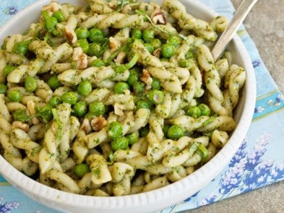2012-04-11-pasta-salad-peas-pesto-primary-thumb-625xauto-233926