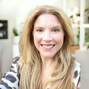 Headshot (1)_edited_edited.jpg