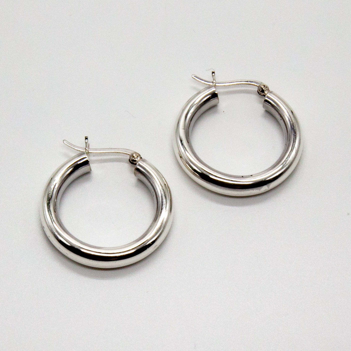 Maia | Boucles d'oreilles creoles en argent 925