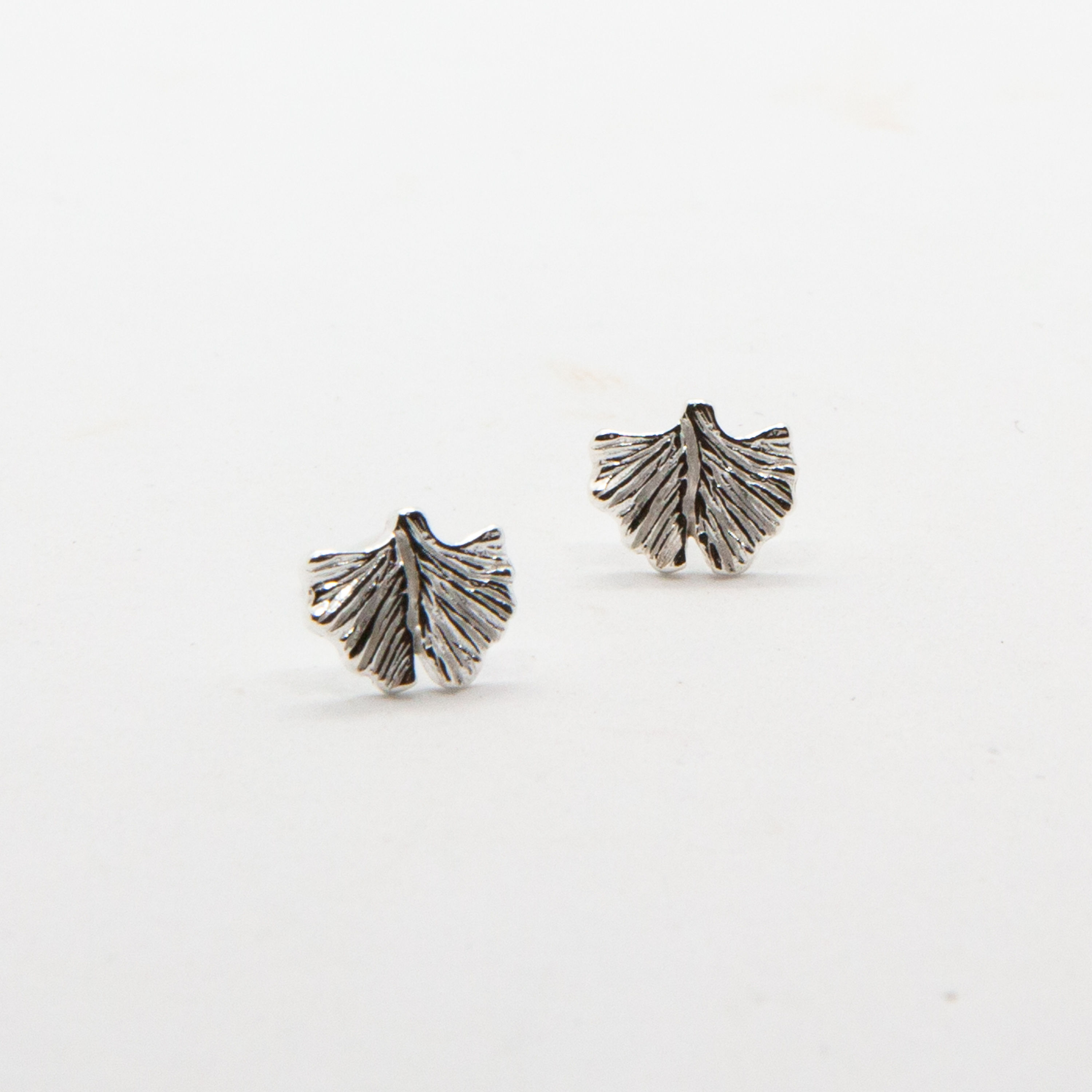 boucles d'oreilles argent - boucles d'oreilles argent massif motif organique de feuille - the boho society