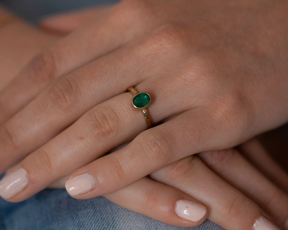 Miniature : bague bohème - bague bohème pierre naturelle d'émeraude en argent plaqué or - the boho society