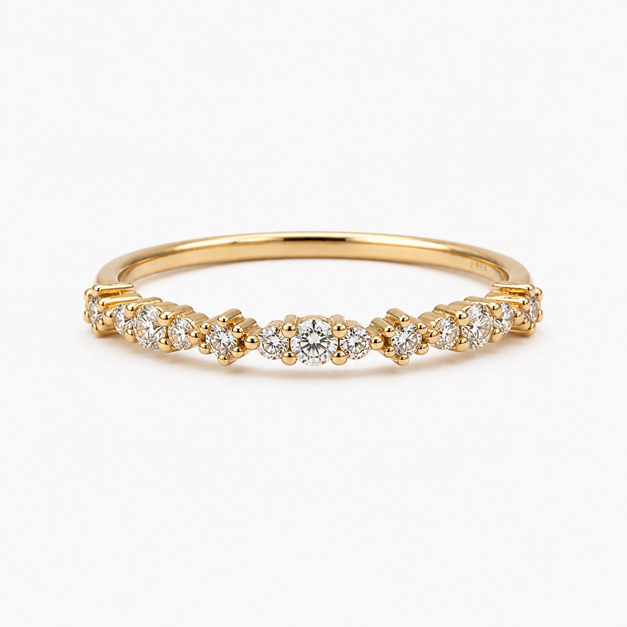 Bague en or jaune à diamants dégradés pour femme, The Boho Society