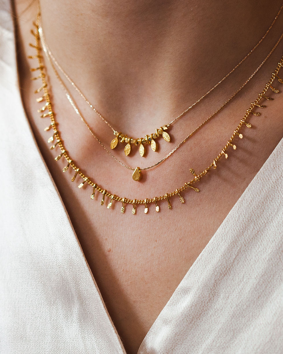 collier bohème chic - collier pampilles martelées argent plaqué or - the boho society