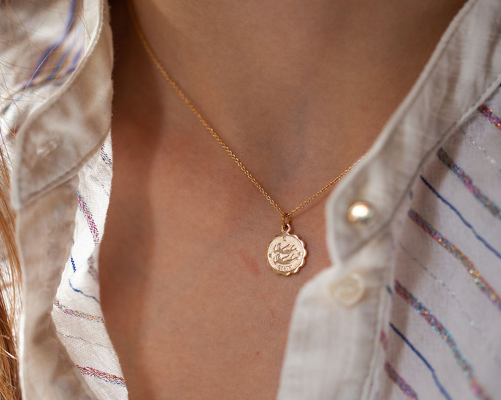 Miniature : Zodiac | Collier signe astrologique en plaqué or 3 microns