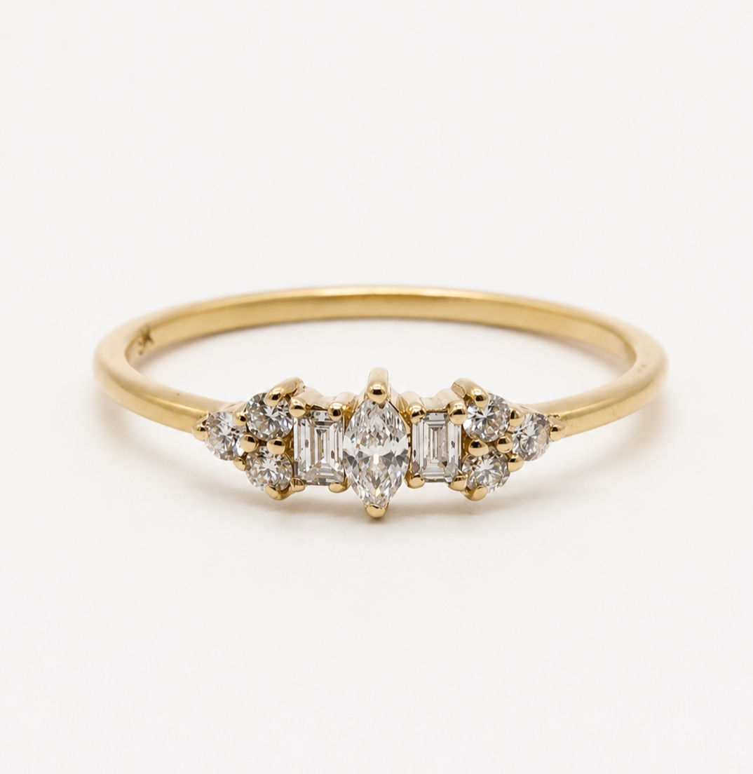 Bague fine diamants en or pour femme – The Boho Society