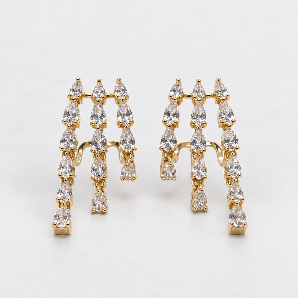 Boucles d'oreilles pendantes dorées et zircons - the boho society