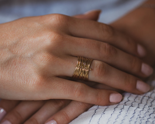 Lira Bague multi anneaux diamants bruts thebohosociety