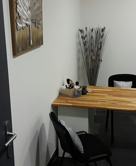 photo cabinet.jpg