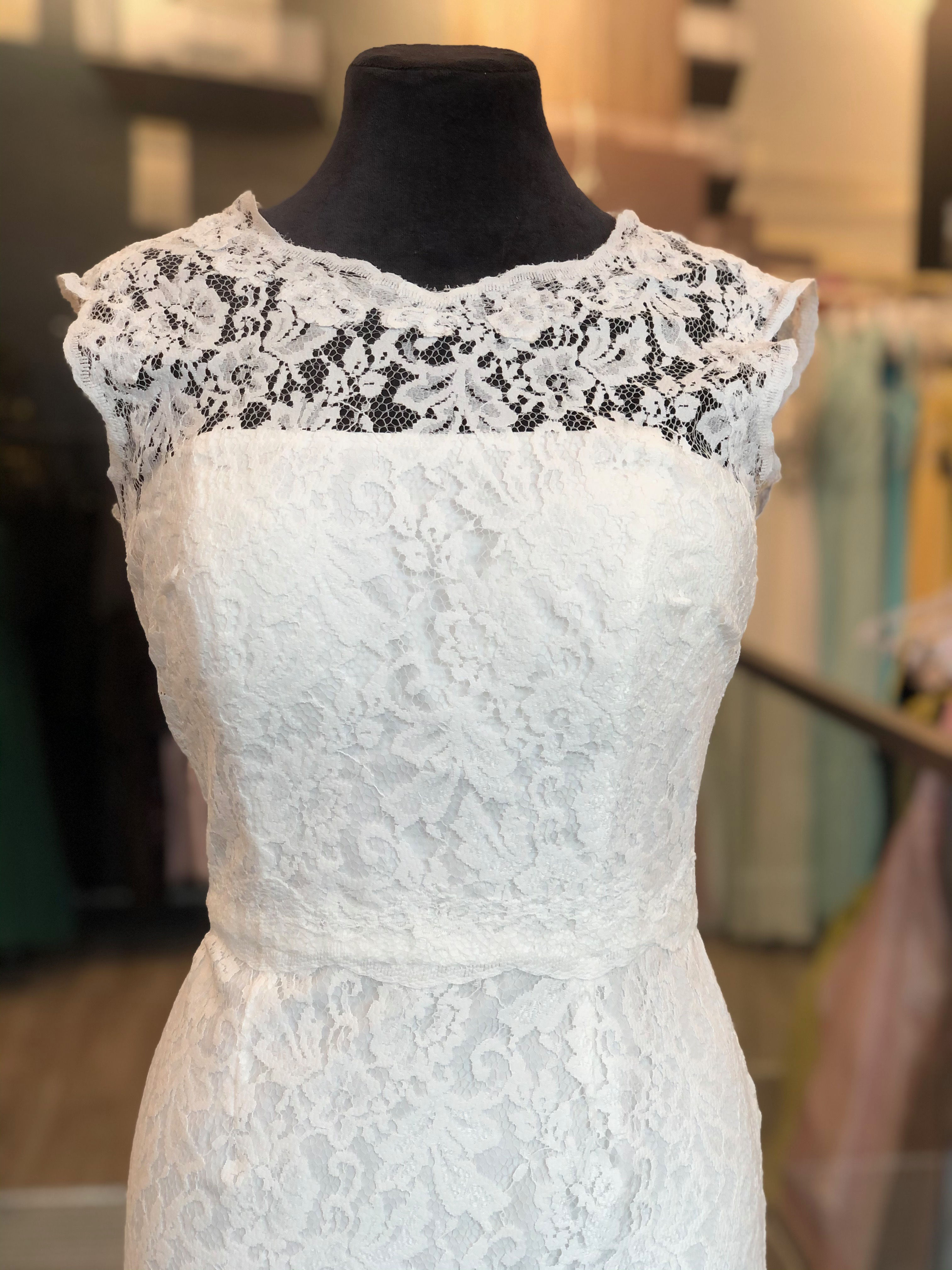 ByKris Brudekjole med blonder