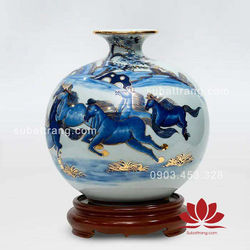 Bình hút tài lộc mã đáo thành công men lam