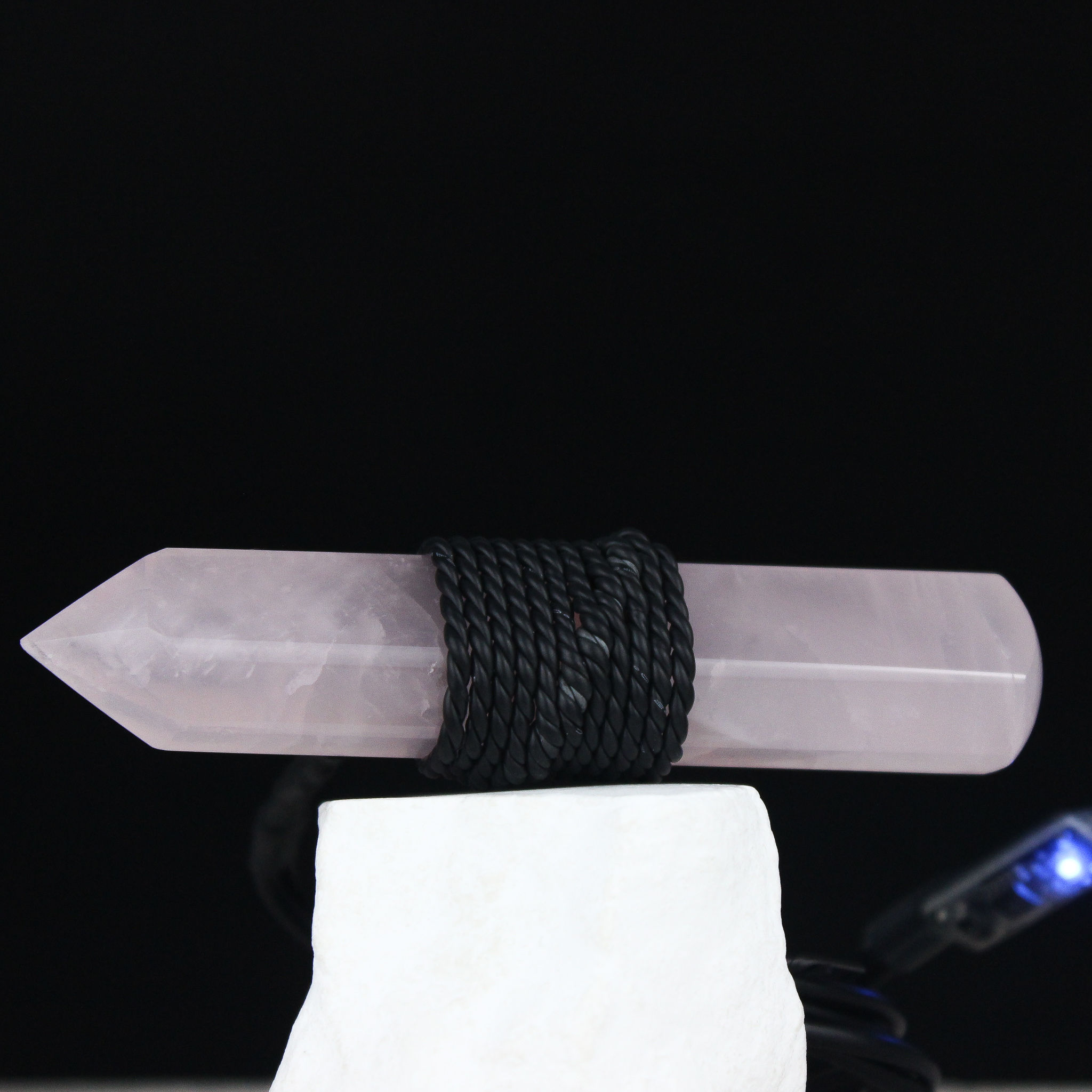 QUBIT CRYSTAL | Pulsed Rose Quartz Wand | 15Hz Ritual Device