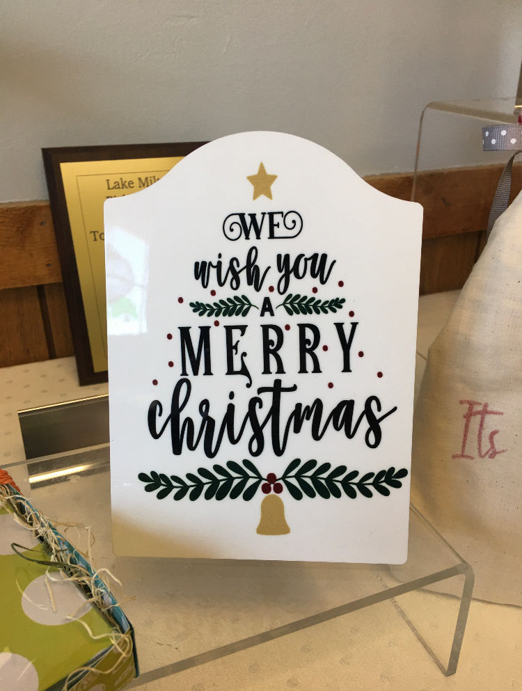 Thumbnail: Wooden Christmas Sign w/Easal