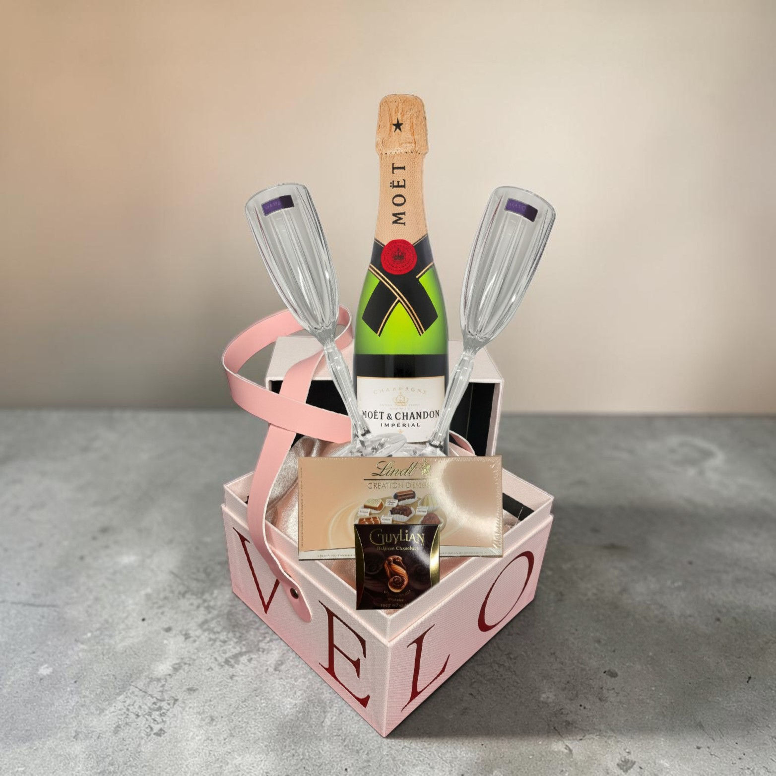 Moët & Chandon Love Box