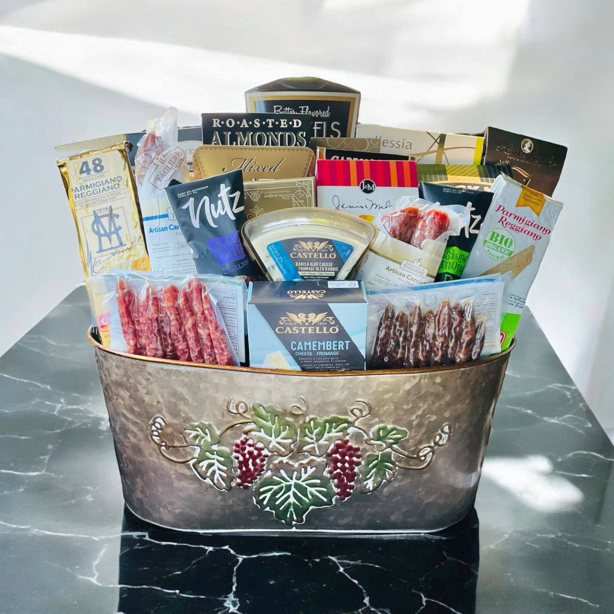 Flavor Fusion Gift Basket