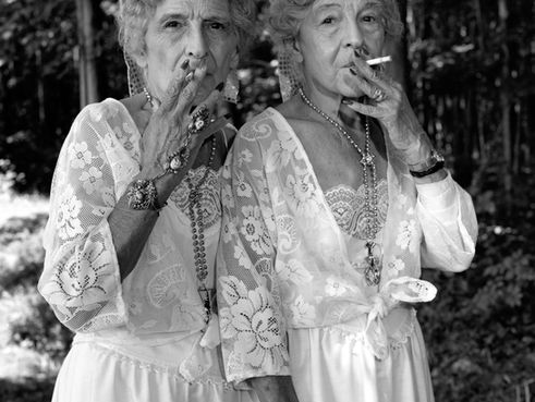 מרי אלן מארק | 1940-2015 Mary Ellen Mark - צילום פולארויד בפסטיבל התאומים