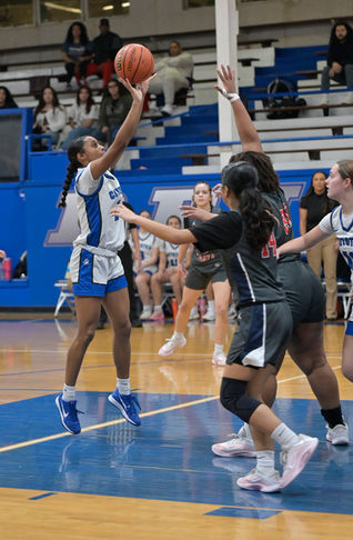 Coyotes fall to league leaders in overtime