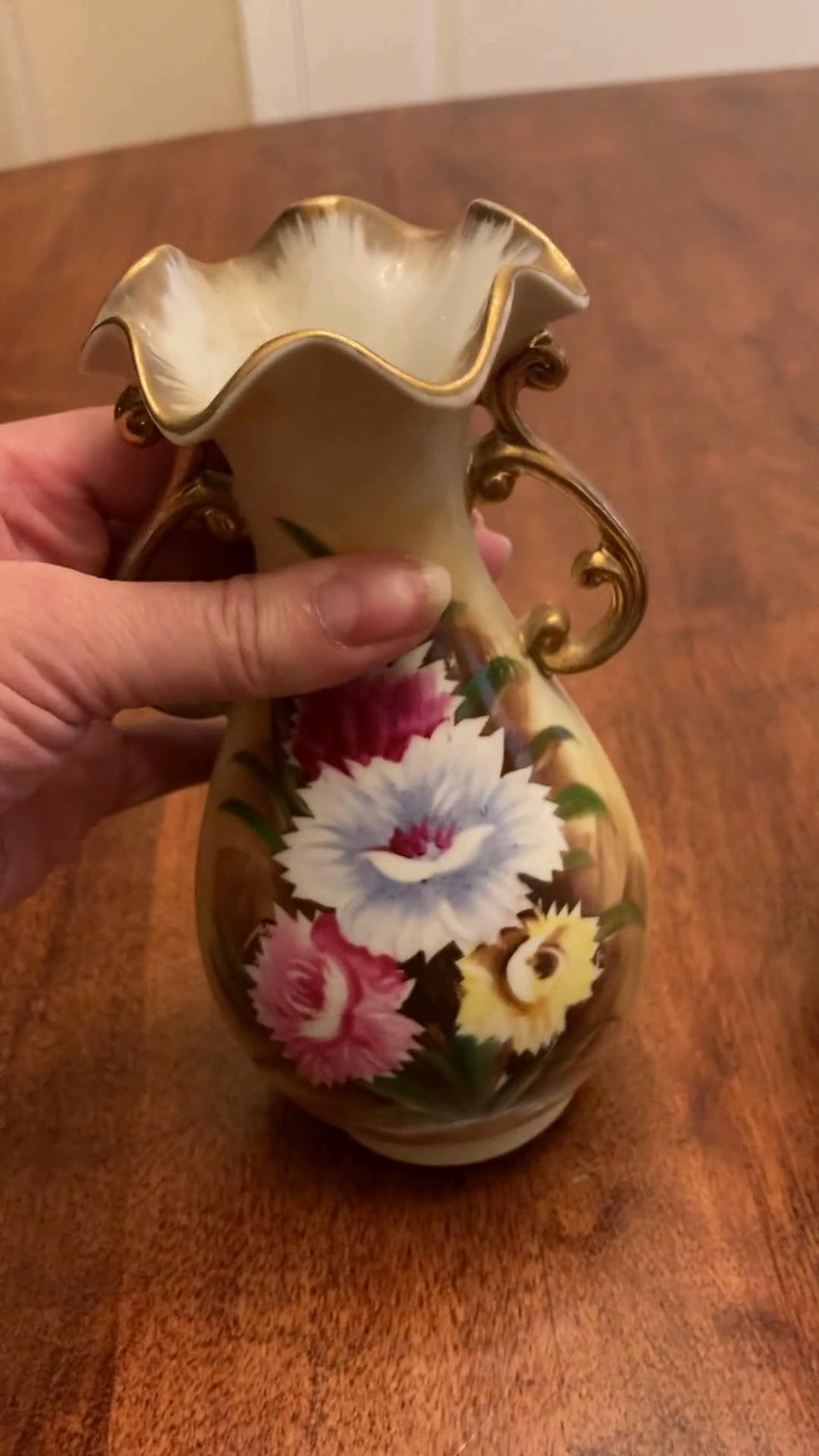 Thumbnail: Vintage Hand Painted Vase | Aster Flower Design | Enesco