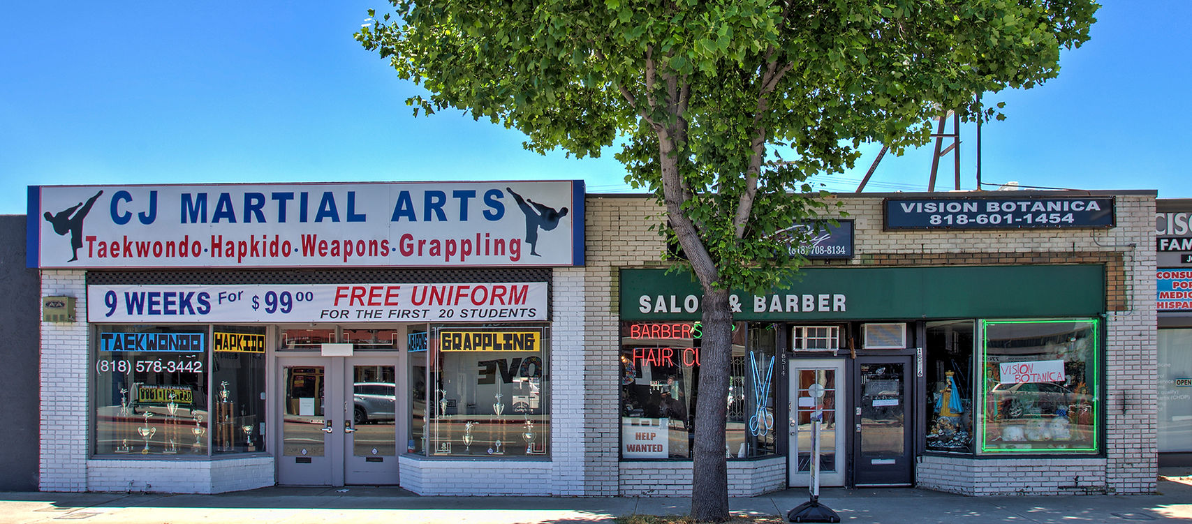 Sherman Way Front Closeup.jpg