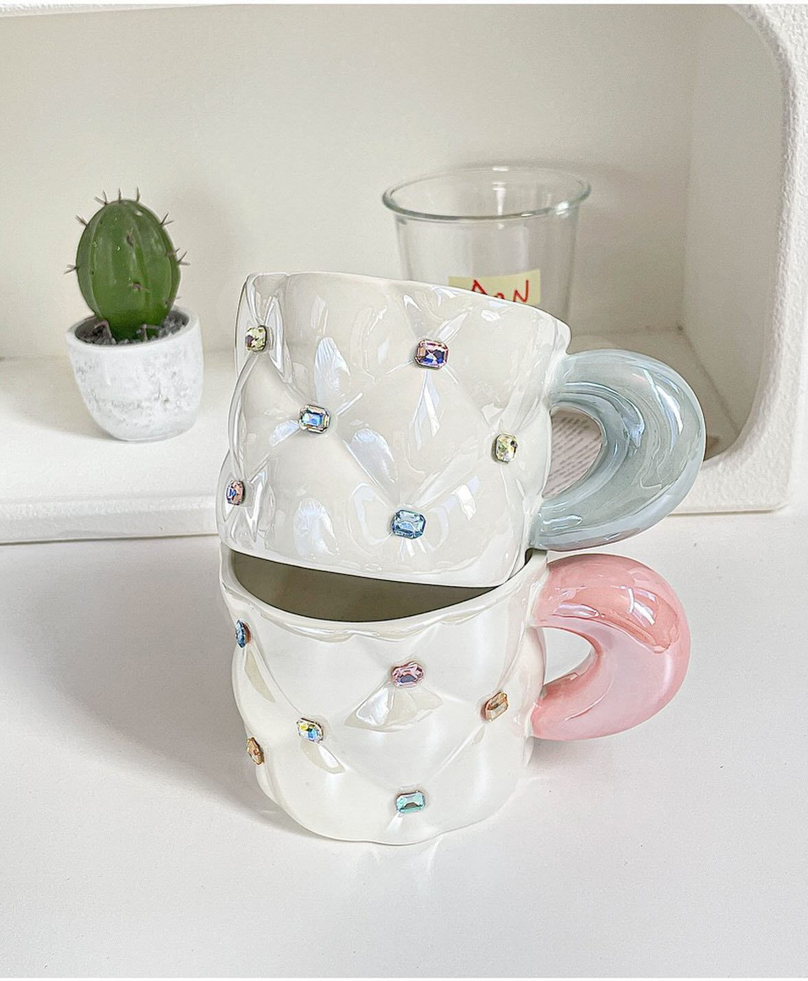 LY GỐM ĐÍNH ĐÁ