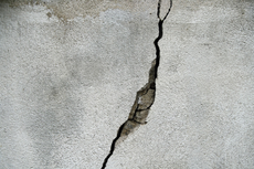 How to Prevent Concrete from Cracking During Winter