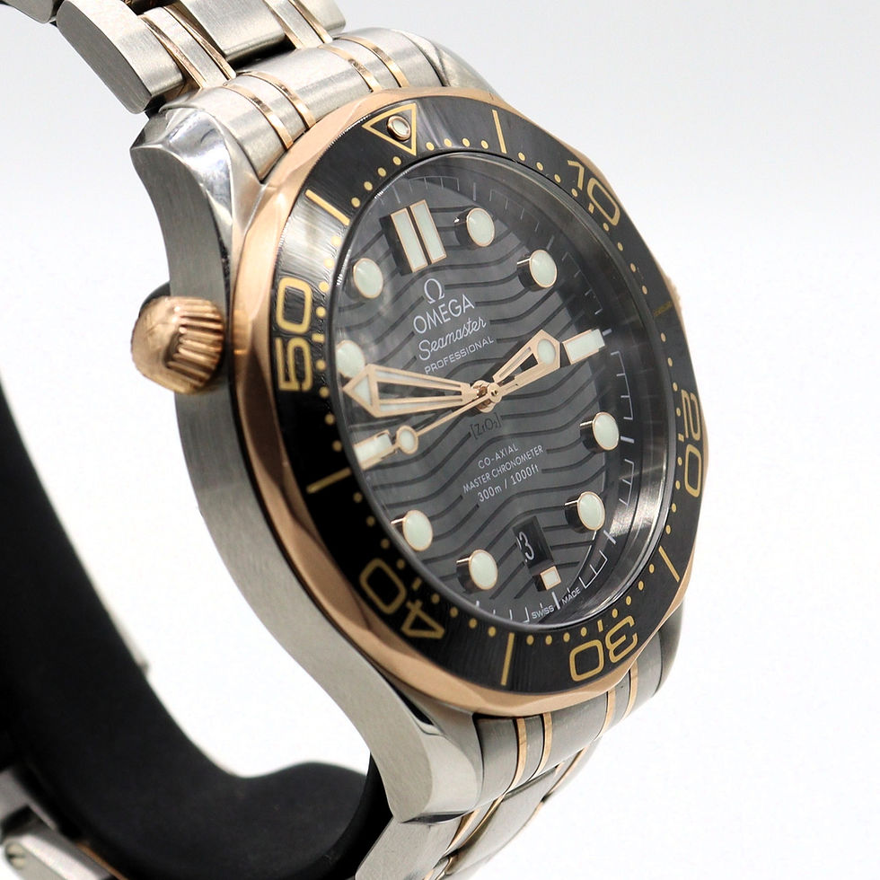 Thumbnail: Omega Seamaster Sedna rose gold 42mm watch full set near mint Omega warranty