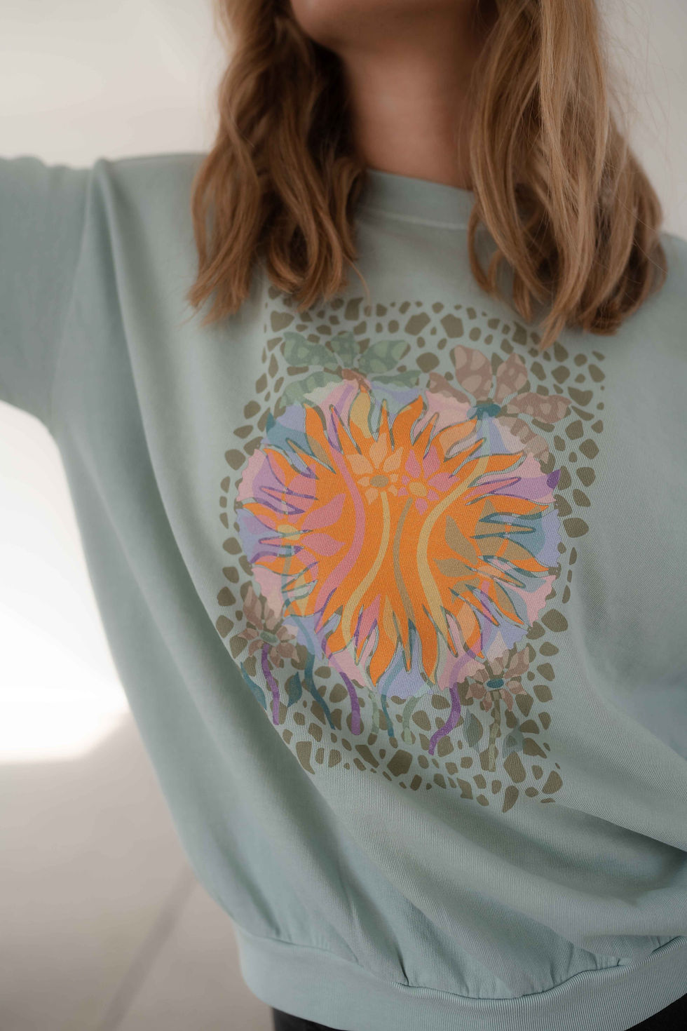 Miniaturbild: Artdesign- Vegan Vintage Pulloversweater / Inside Garden