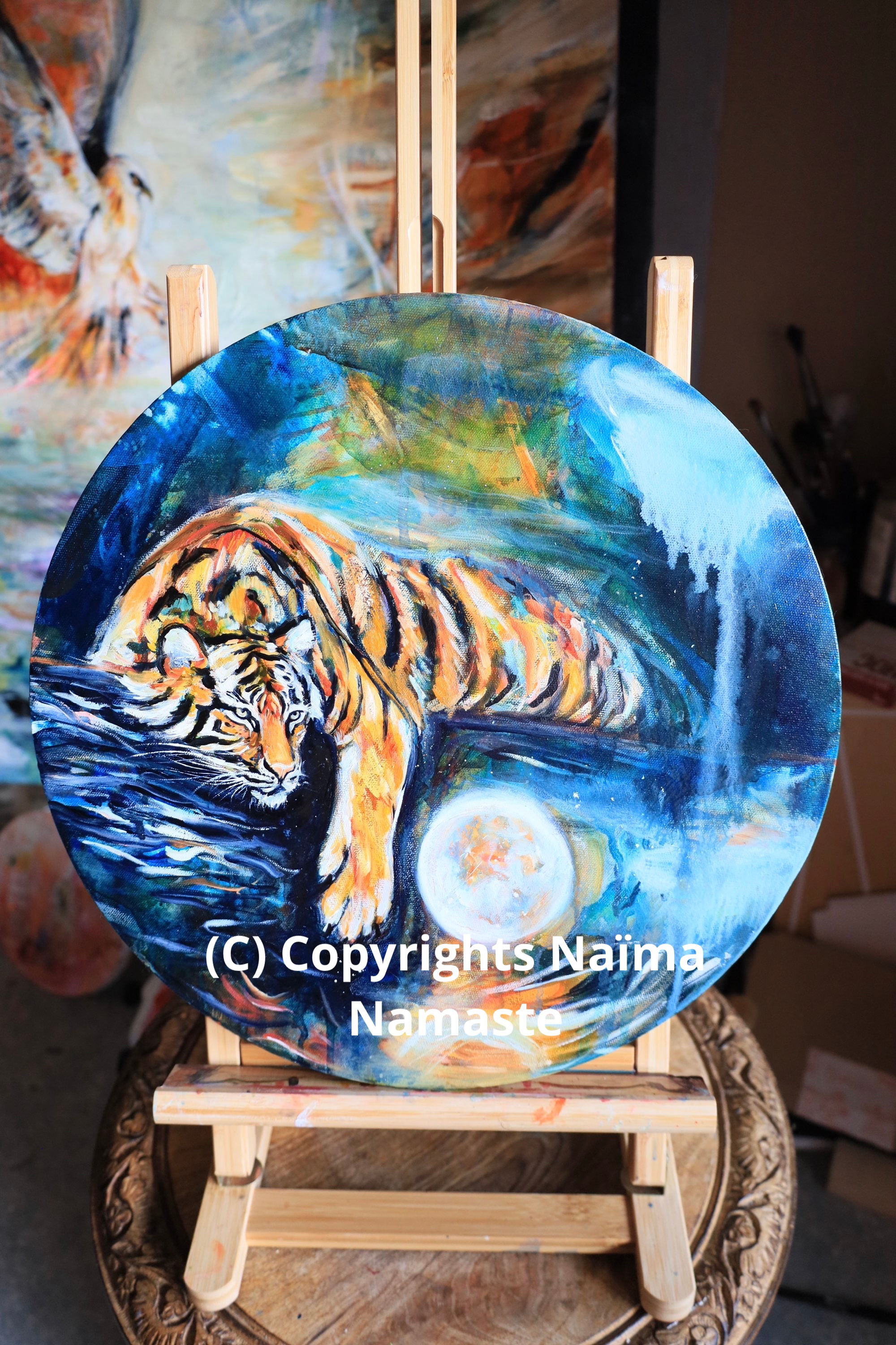 Under the moonlight - Tiger Original Oil Painting by Naïma Namaste