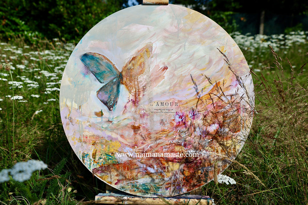 butterfly painting, original art for sale, butterfly artwork, round painting, French artwork, moon inspired painting, French