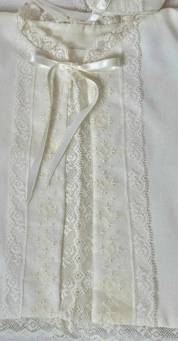 Thumbnail: 1940s Vintage Kimono Jacket and Bonnet Set -- #4