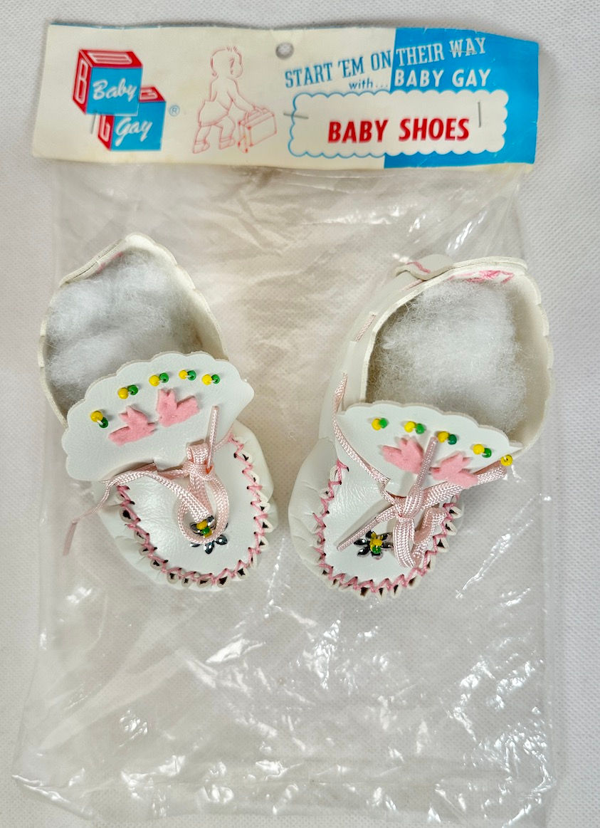 Thumbnail: Vintage Big Baby Doll Moccasins 4"