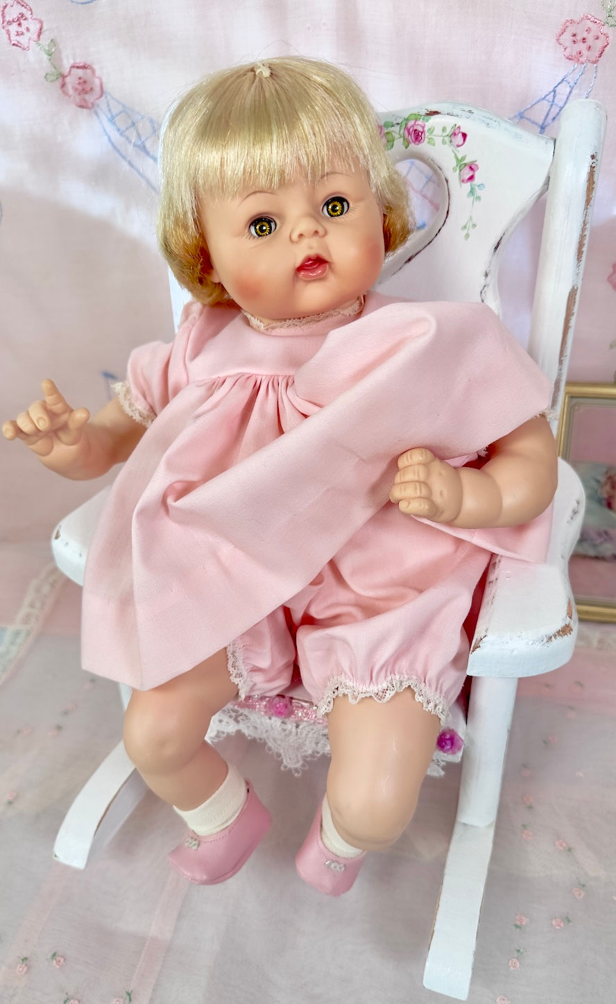 Thumbnail: Vintage 1962 Madame Alexander KITTEN  "Mary Cassatt Baby"