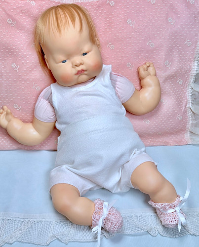 Vintage Vogue Baby Dear Baby Top Knot 18