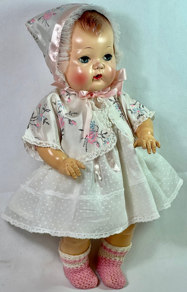 Thumbnail: Vintage 1950s American Character 15" Tiny Tears Original Layette Set