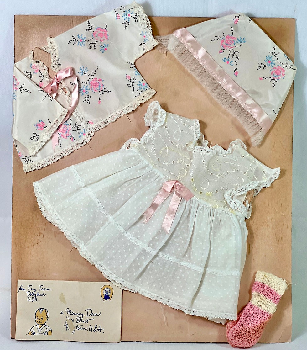 Thumbnail: Vintage 1950s American Character 15" Tiny Tears Original Layette Set