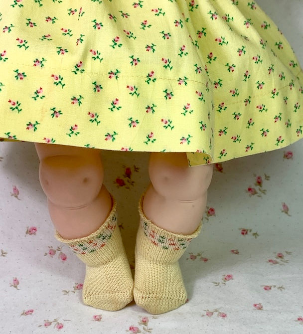 Thumbnail: Vintage 1950s American Character 15" Tiny Tears Baby Yellow FLORAL Print Dress