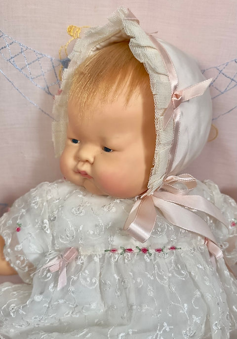Vogue baby dear doll 18インチ　オリジナルドレス 1960s Tagged Vogue 18” BABY DEAR Doll by Eloise Wilkins | Dollyology